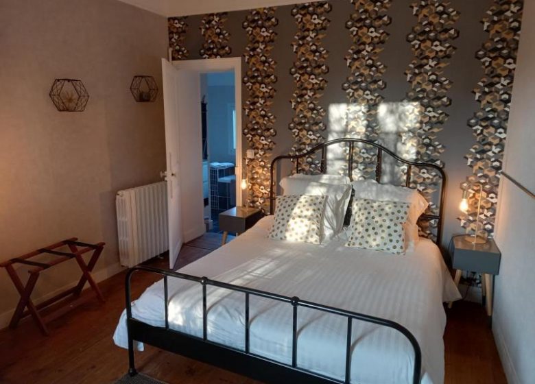 Chambre d’hôtes L’havre de Saint Germain – La chambre jaune